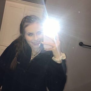 Meet your Posher, Victoria